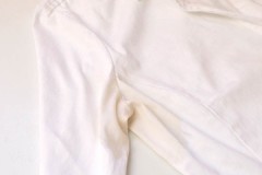 Recetas probadas y formas de eliminar las manchas amarillas de una camisa blanca