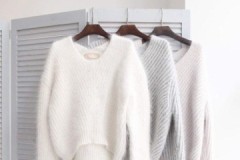 Reglas importantes sobre cómo lavar un suéter en una máquina de escribir y a mano.