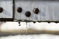 ¿Es necesario y cuál es la mejor manera de enjuagar el convertidor de óxido del metal antes de pintar?