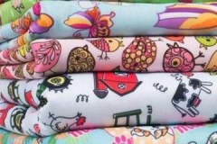 Consejos de mamás experimentadas: cómo lavar pañales reutilizables a mano y en una máquina de escribir