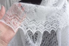 Respeto y cuidado esmerado, o cómo lavar un chal de plumas de cabra en casa