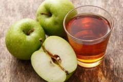 Nota para las amas de casa: ¿cómo se debe almacenar correctamente el jugo de manzana recién exprimido?