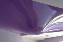 Recomendaciones útiles sobre cómo eliminar el agua de forma independiente de un techo tensado si los vecinos están inundados