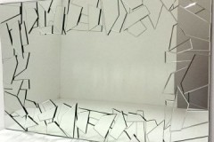 Instrucciones simples sobre cómo eliminar los arañazos pequeños y profundos del espejo con sus propias manos