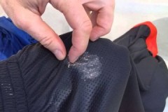 Maneras y medios efectivos de cómo quitar el adhesivo de las pegatinas de la ropa