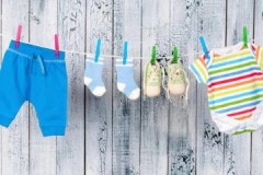 Pregunta de relleno: ¿es posible lavar la ropa de los niños con polvo común?